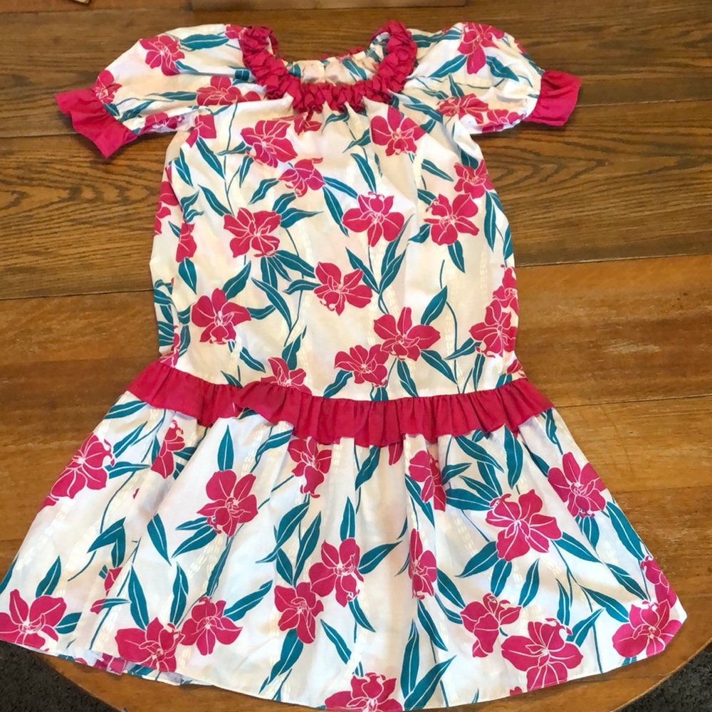 Hilo Hattie Floral Dress